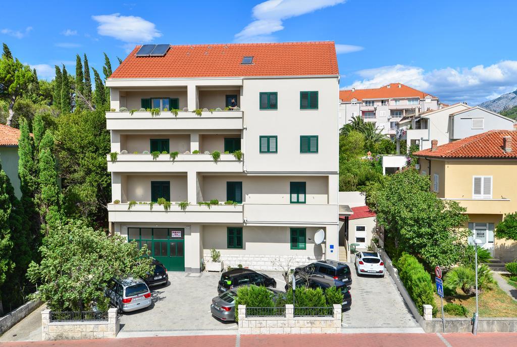 Elda Apartment