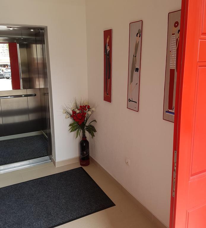 Apartment Elda *