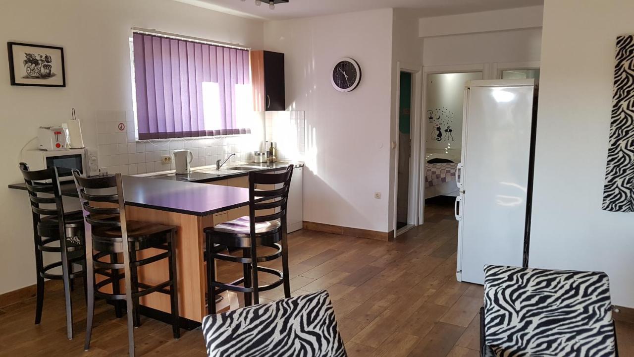 Apartment Elda *